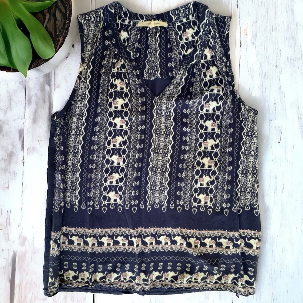BOHO ELEPHANT SLEVELESS TOP. 41 HAWTHORN FLOWY PULLOVER TOP. Excellent condition